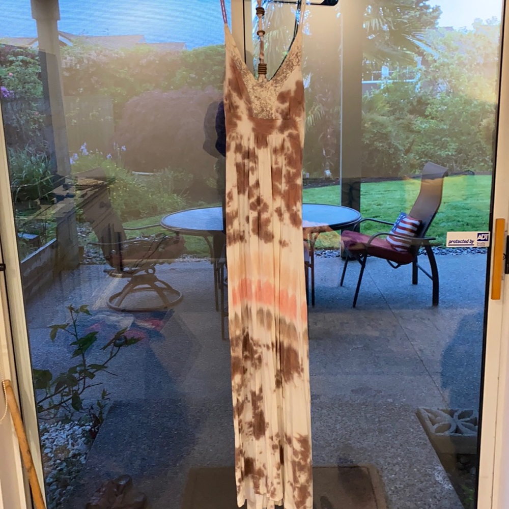 American Rag toe die maxi dress
